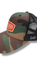 Cargar imagen en el visor de la galería, Explore Trucker Camo